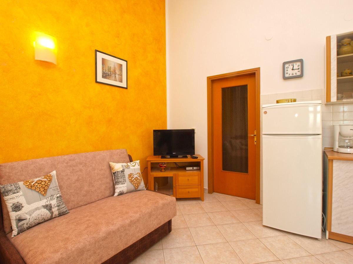 Apartments Iva 1534 Pula Exterior photo