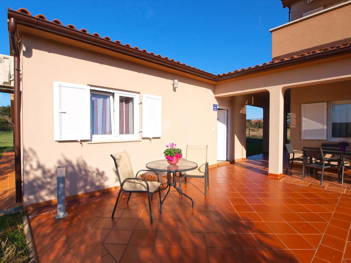 Apartments Iva 1534 Pula Exterior photo